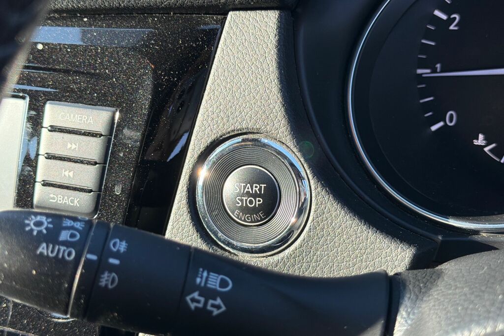 Nissan Qashqai 1.3 Dig-t 140Ps N-motion Silver #36