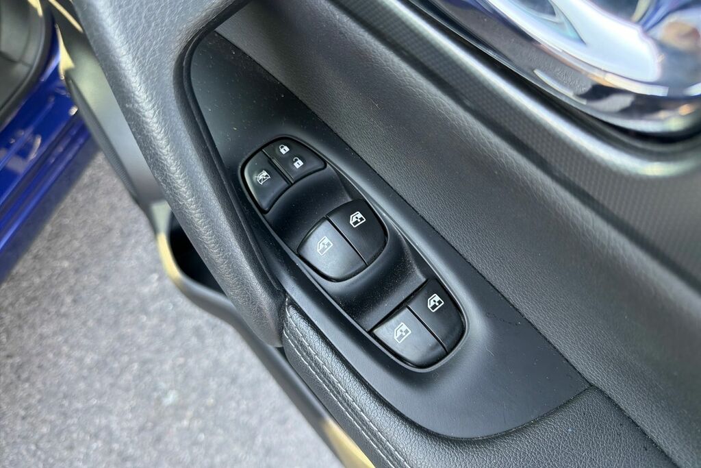 Nissan Qashqai 1.3 Dig-t 140Ps N-motion Silver #16