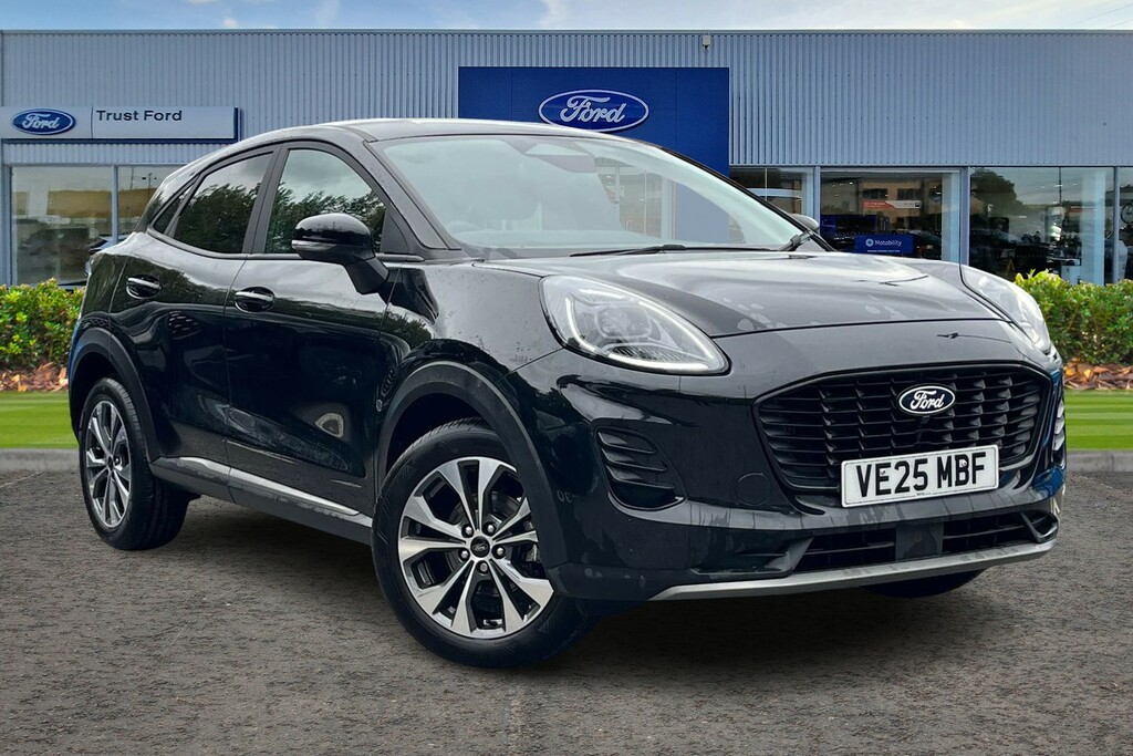 Ford Puma Titanium Black