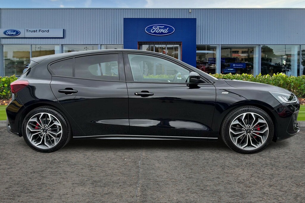 Ford Focus St-line X Black #3