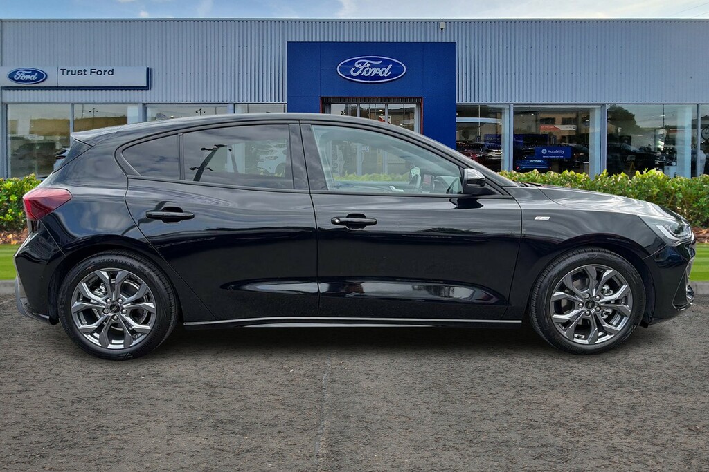 Ford Focus St-line Black #3