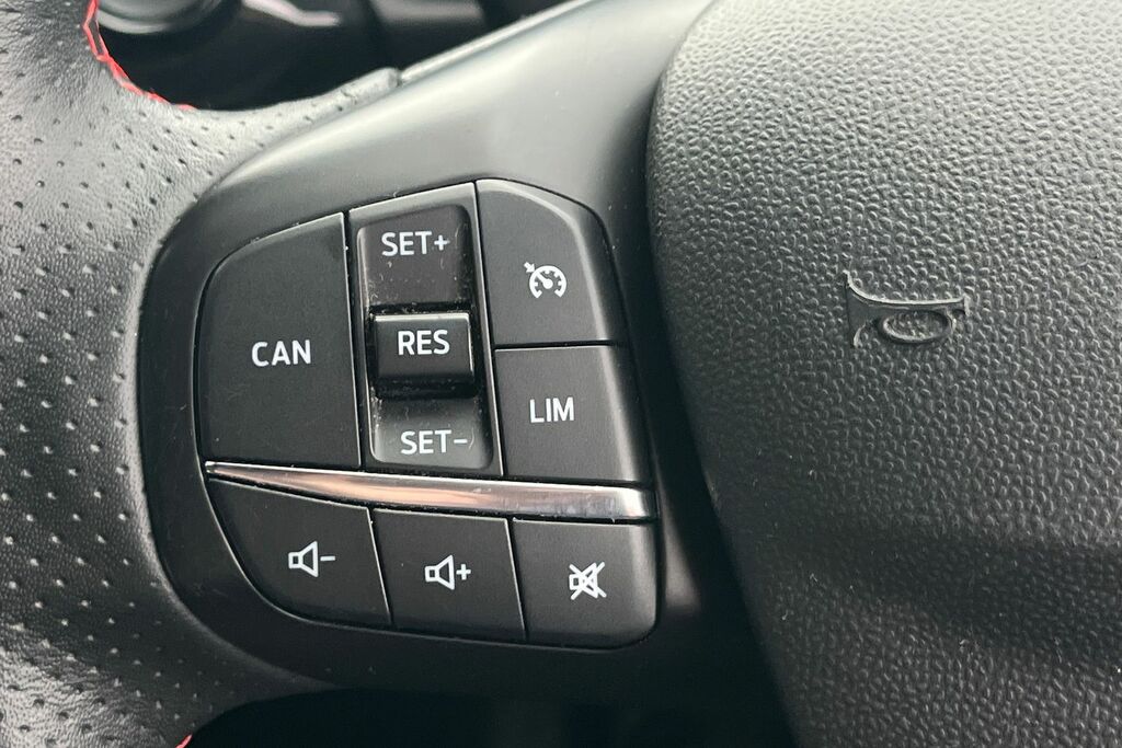 Ford Fiesta Ford Fiesta 1.0 Fiesta Trend T Silver #37