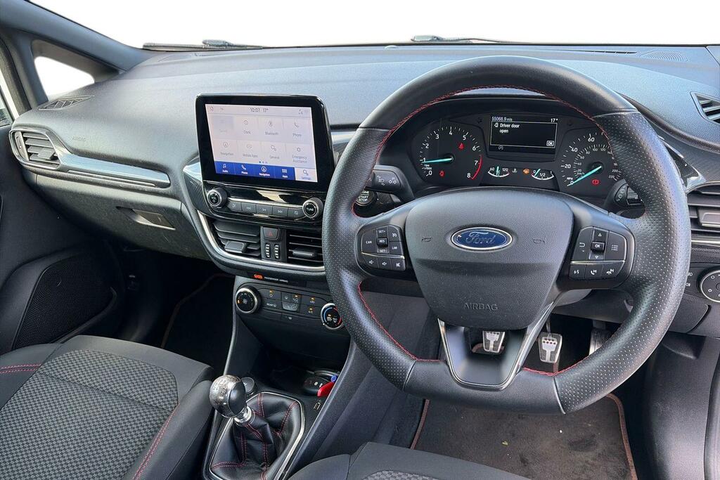Ford Fiesta Ford Fiesta 1.0 Fiesta Trend T Silver #10