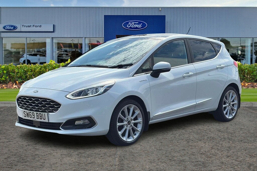 Ford Fiesta Vignale Standard White #5