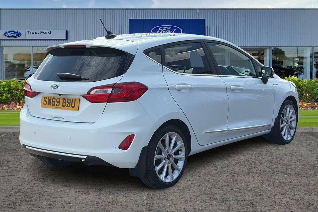 Ford Fiesta Vignale Standard White #4