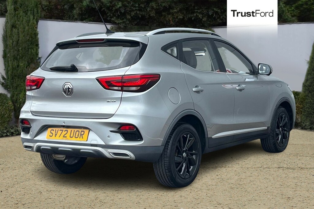 MG ZS Exclusive Silver #4