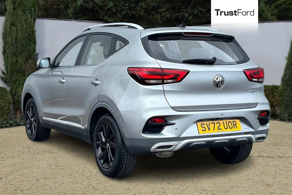 MG ZS Exclusive Silver #2