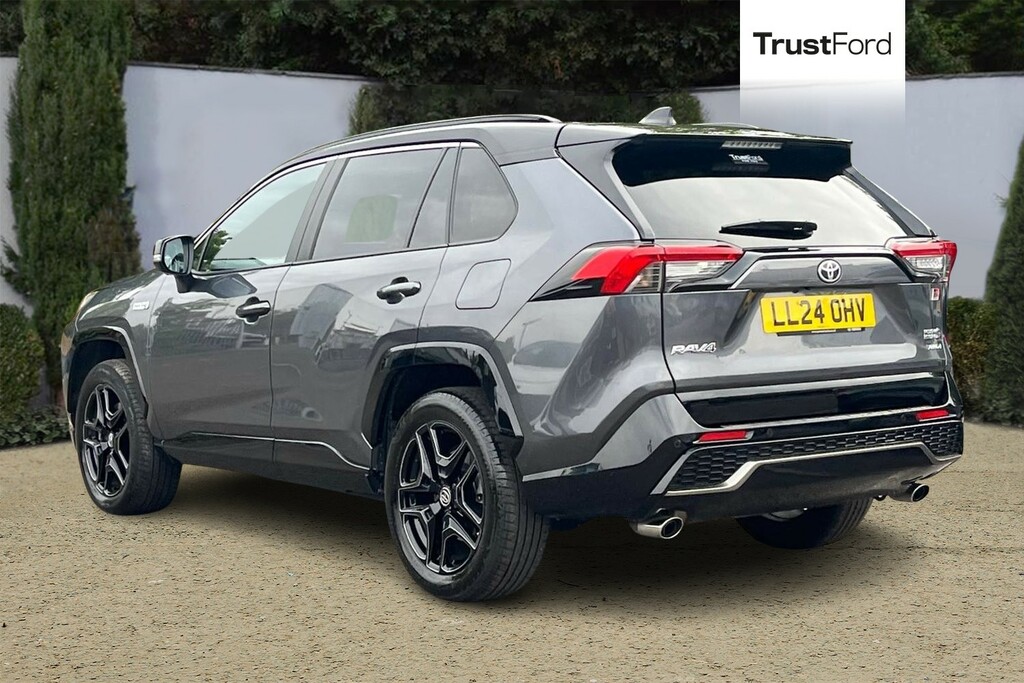 Toyota Rav 4 Gr Sport Black #2