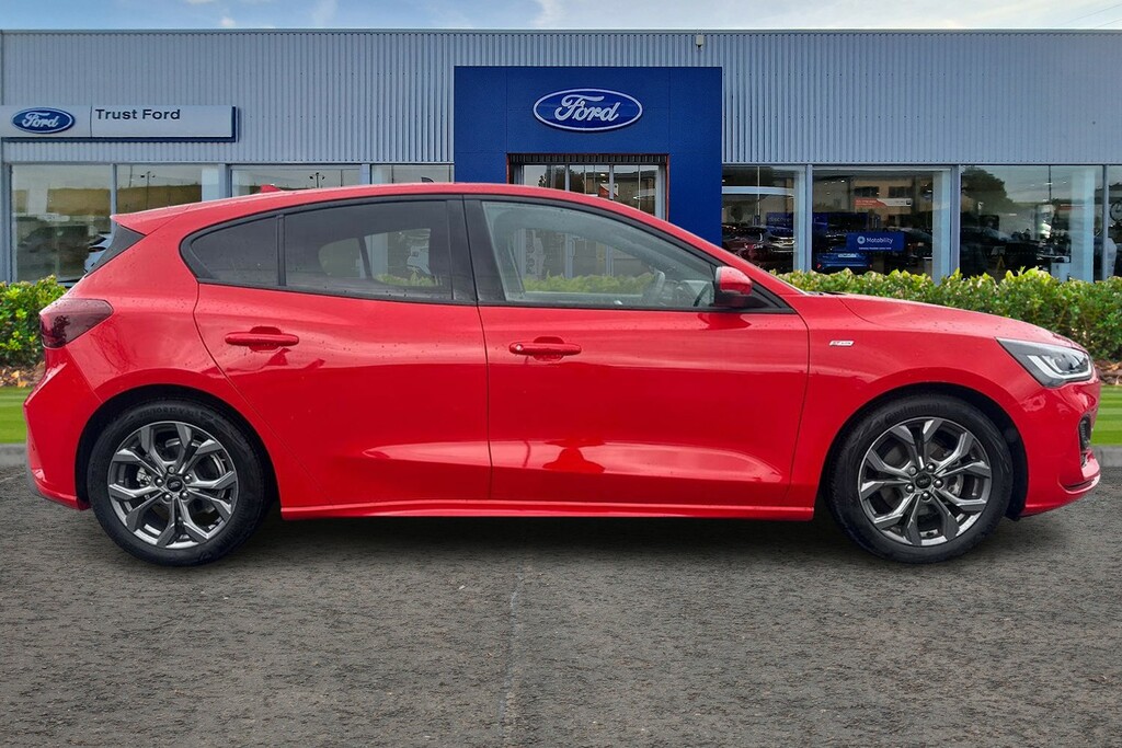 Ford Focus 1.0 Ecoboost Hybrid Mhev St-line 5Dr- With Satelli Red #3