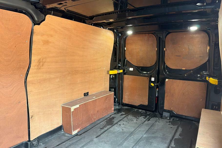 Ford Transit Custom Limited Black #4