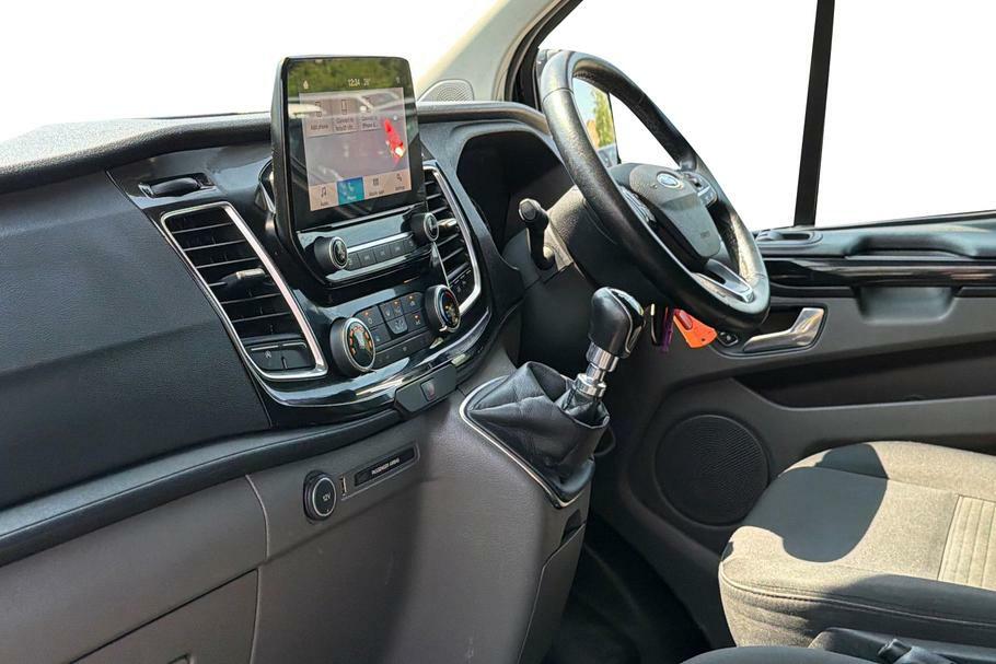 Ford Transit Custom Limited Black #3