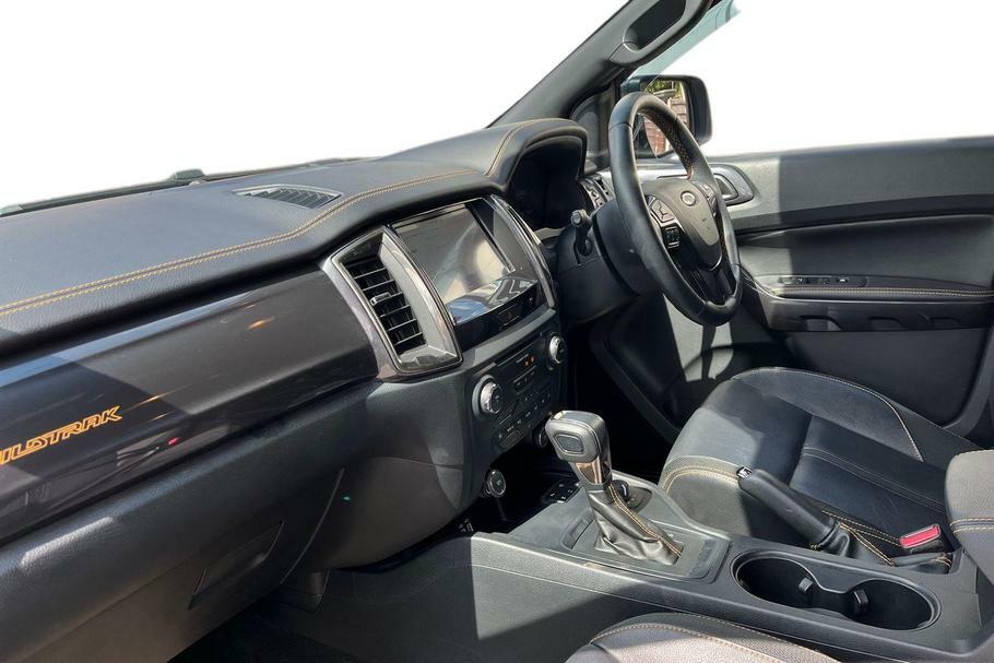 Ford Ranger Wildtrak Black #3