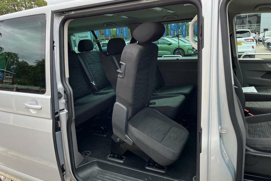 Volkswagen Transporter Shuttle T6.1 150 7 Speed Dsg 8 Seat Shuttle Se Swb In Brown #27