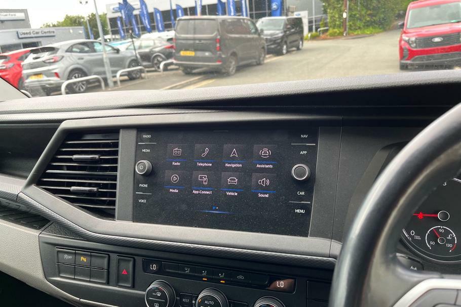 Volkswagen Transporter Shuttle T6.1 150 7 Speed Dsg 8 Seat Shuttle Se Swb In Brown #34
