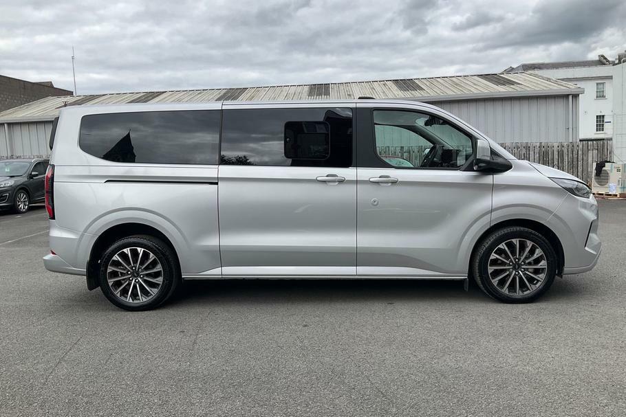 Ford Tourneo Custom 2.5 Phev 232Ps H1 Titanium 8 Seater Grey #22