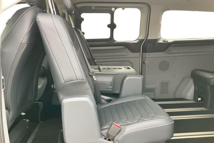 Ford Tourneo Custom 2.5 Phev 232Ps H1 Titanium 8 Seater Grey #11