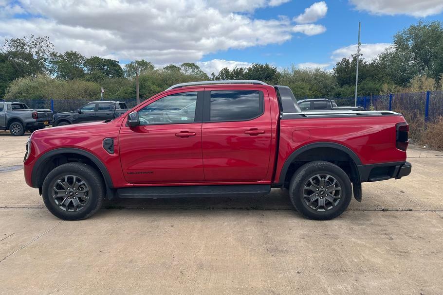 Ford Ranger Wildtrak Red #5