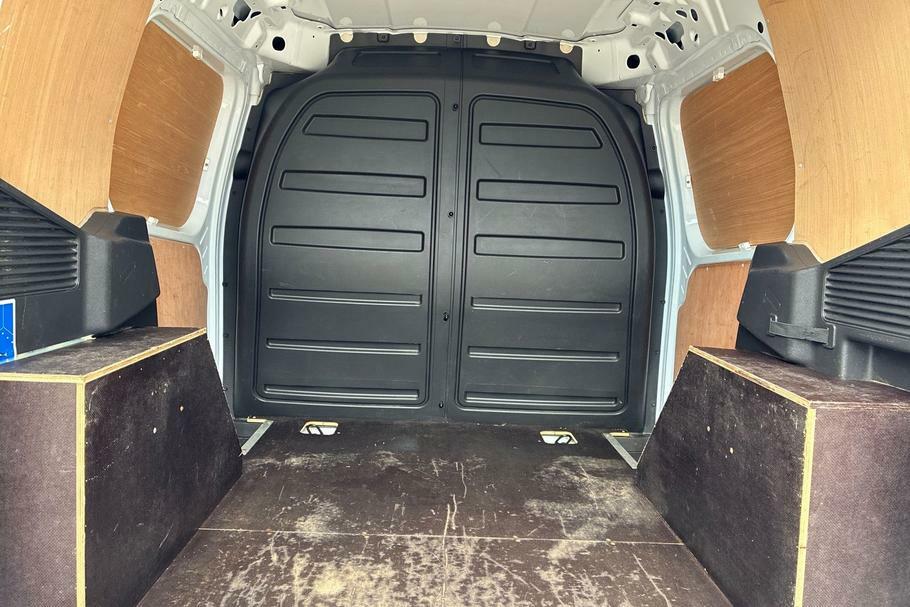Ford Transit Courier Leader White #4