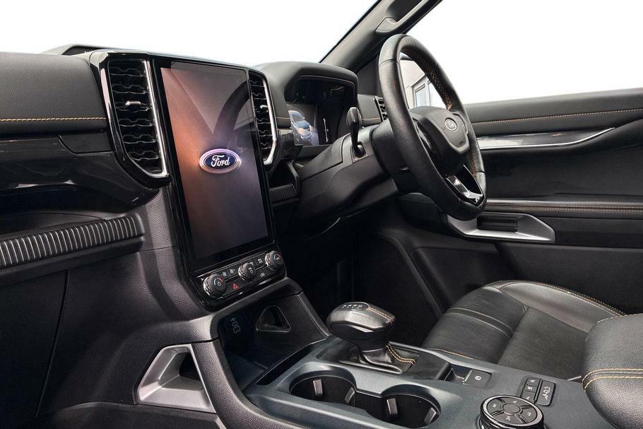 Ford Ranger Wildtrak Black #3