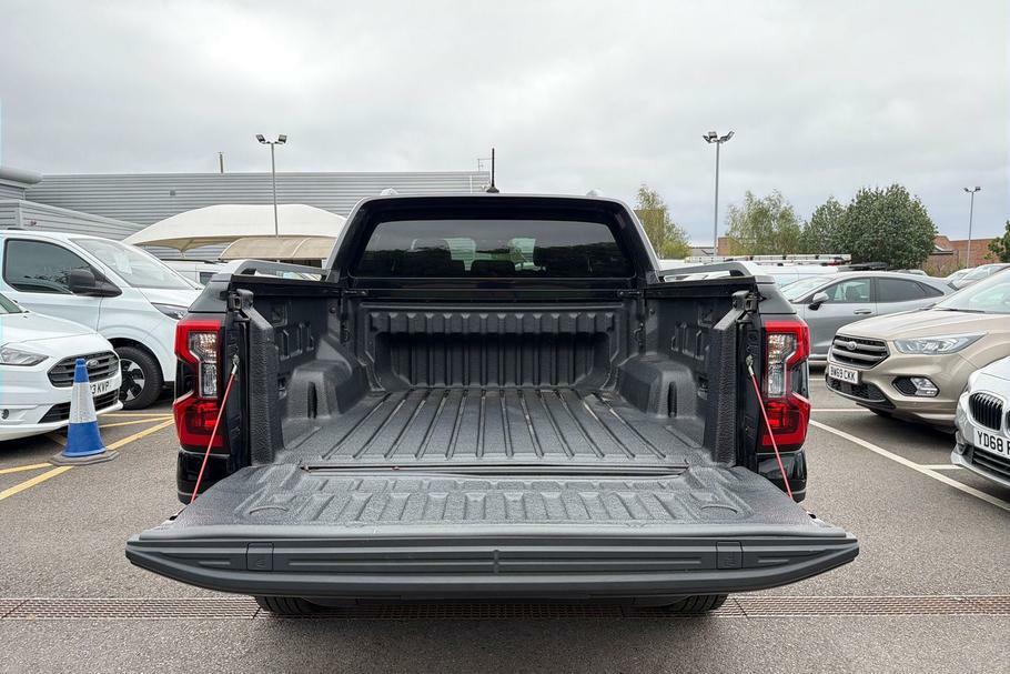 Ford Ranger Wildtrak Black #6