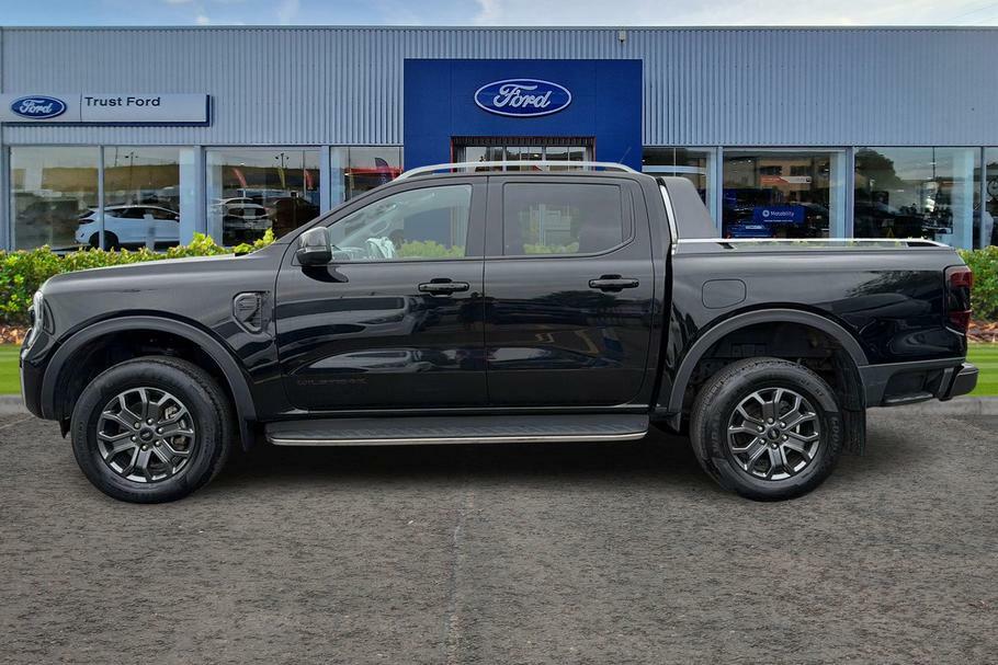 Ford Ranger Wildtrak Black #5