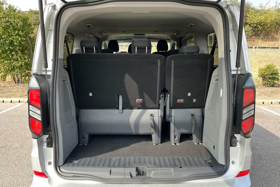 Ford Tourneo Custom 340 Titanium L1 Swb 9 Seat Minibus Fwd 2.5 Ph Silver #6