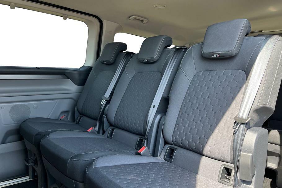 Ford Tourneo Custom Tourneo 320 L2 9 Seat Bus 150Ps Red #11