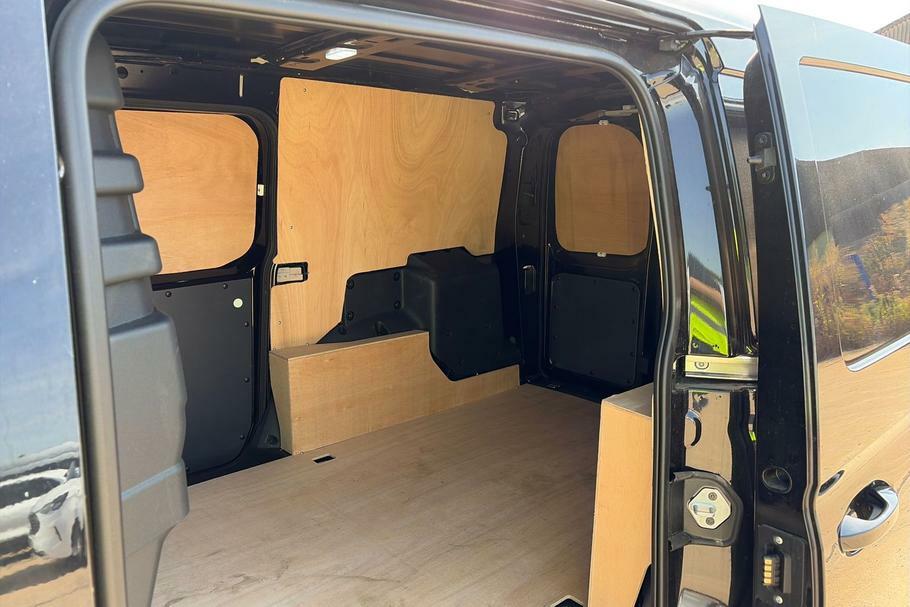 Ford Transit Connect Limited WP75FXD Black #4