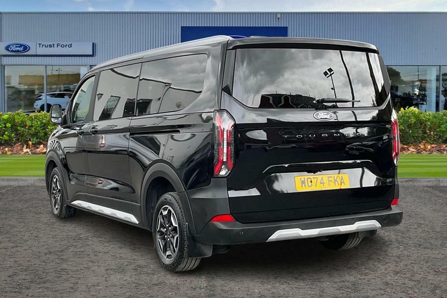 Ford Tourneo Custom Active Black #2