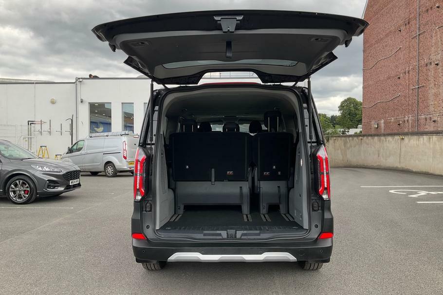 Ford Tourneo Custom Active Black #6