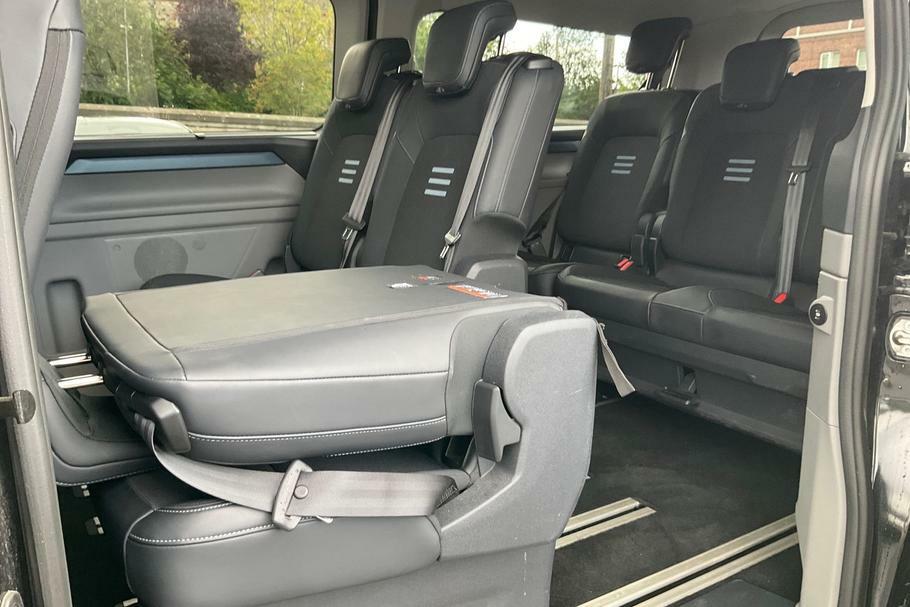 Ford Tourneo Custom Active Black #4