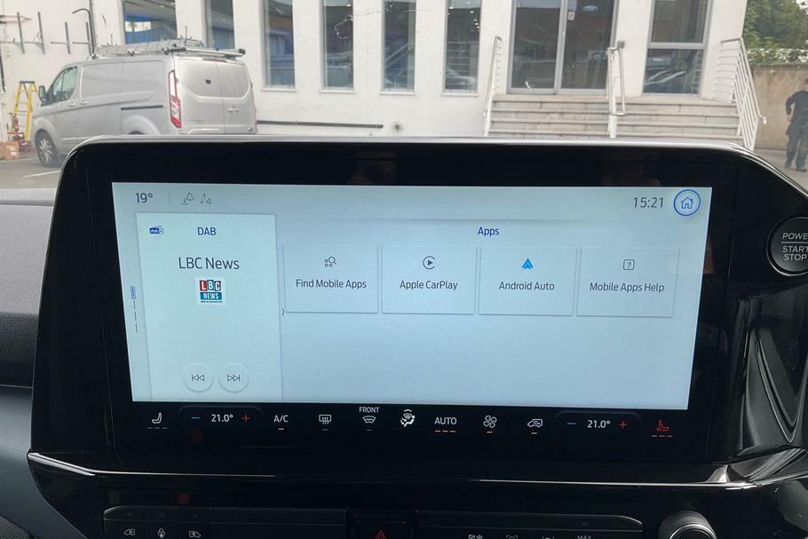Ford Tourneo Custom 340 Titanium L2 Lwb 9 Seat Minibus Fwd 2.5 Ph Silver #26