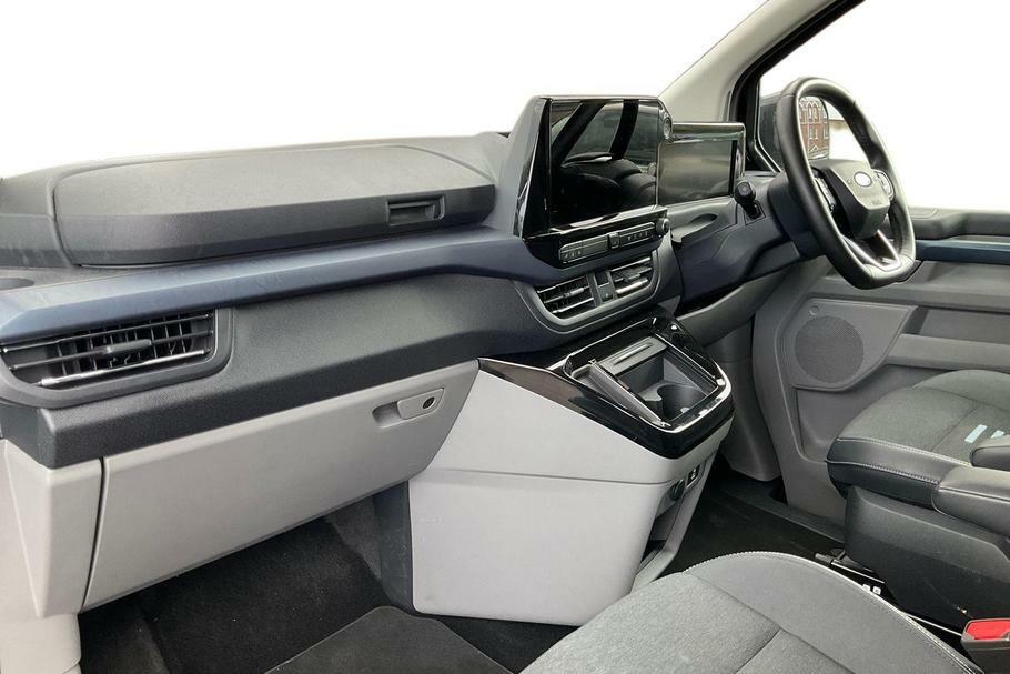 Ford Tourneo Custom Active Black #3