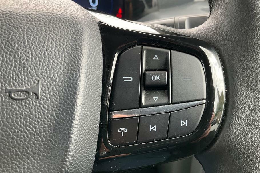 Ford Tourneo Custom 340 Titanium L2 Lwb 9 Seat Minibus Fwd 2.5 Ph Silver #29