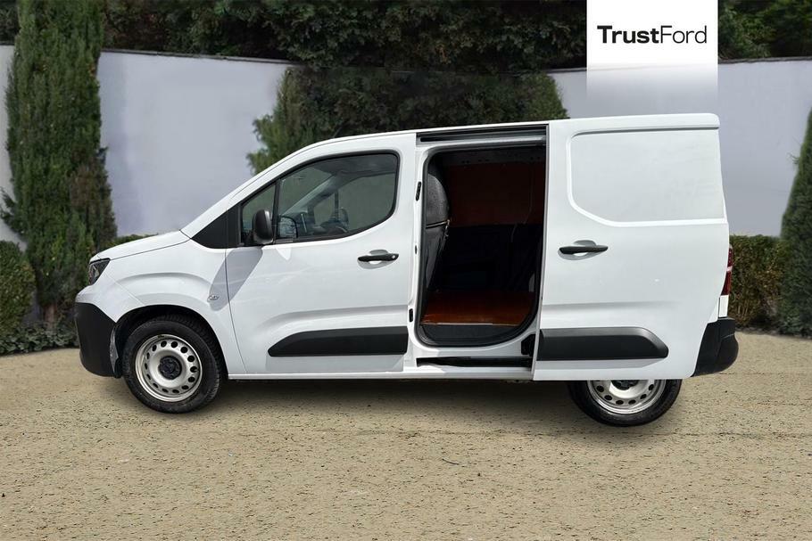 Peugeot Partner 1000 Professional Premium White #5