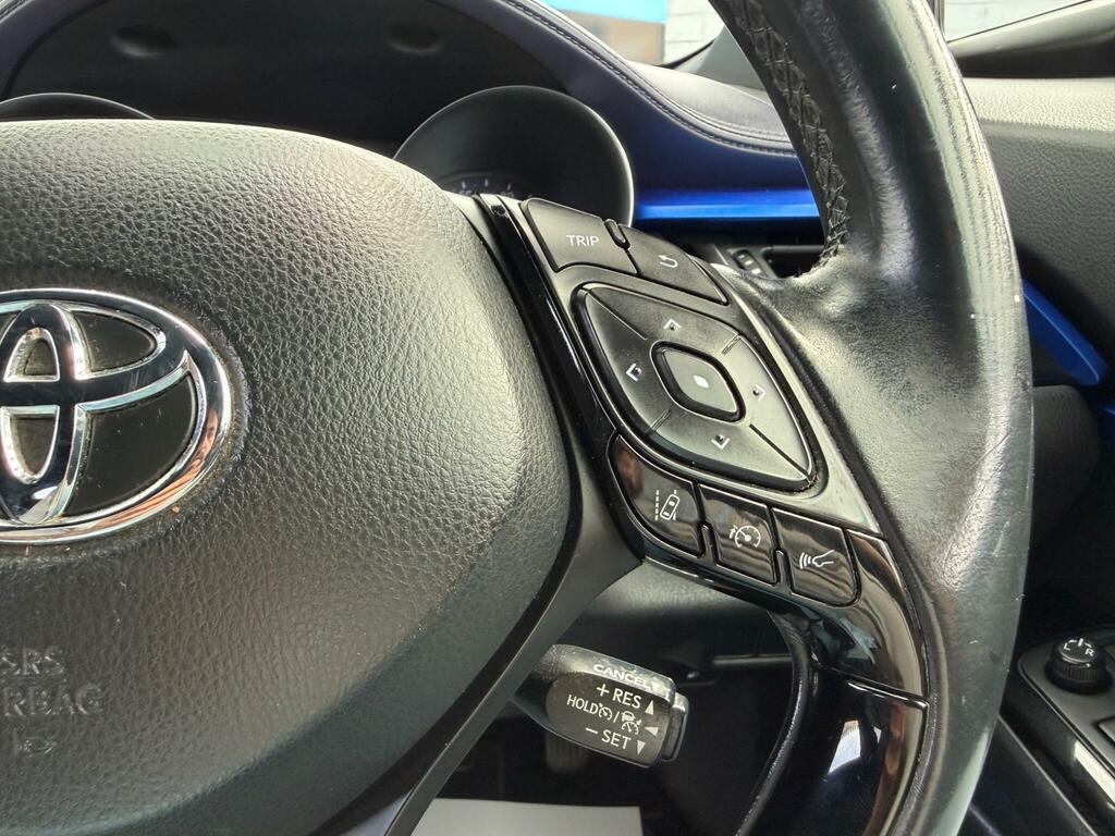 Toyota C-Hr 1.2T Icon Cvt Silver #25