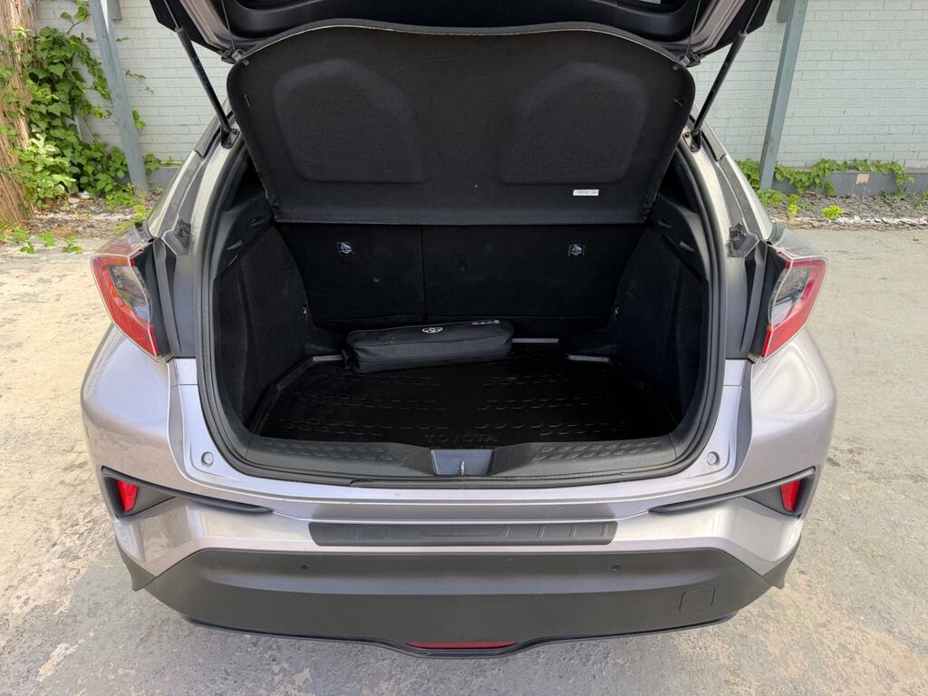 Toyota C-Hr 1.2T Icon Cvt Silver #36