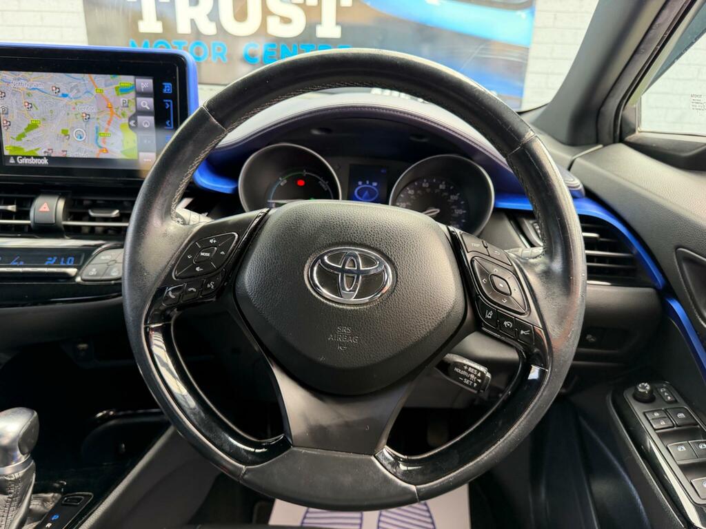 Toyota C-Hr 1.2T Icon Cvt Silver #22