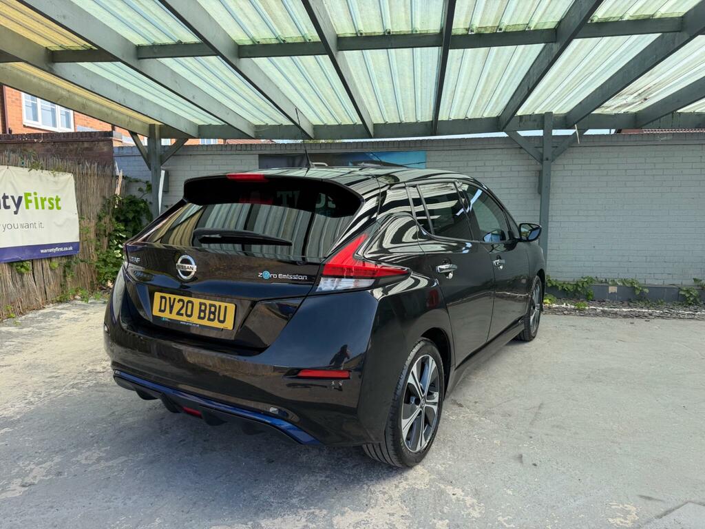 Nissan Leaf N-connecta Black #3