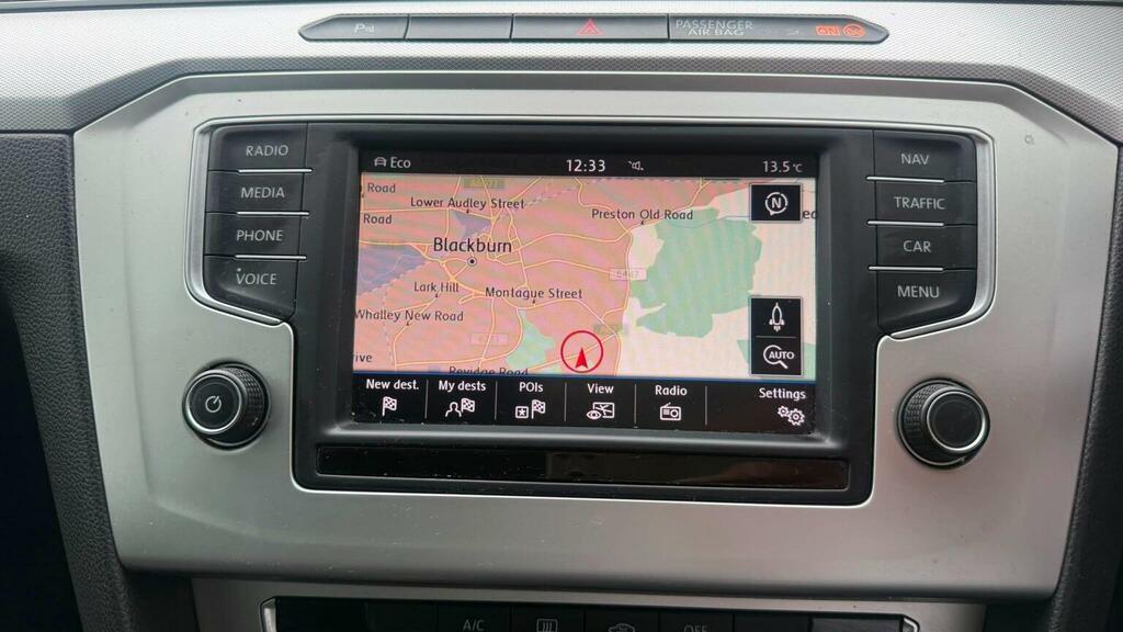 Volkswagen Passat Se Business 2.0 Tdi Bmt 150Ps 6-Speed Dsg Blue #19