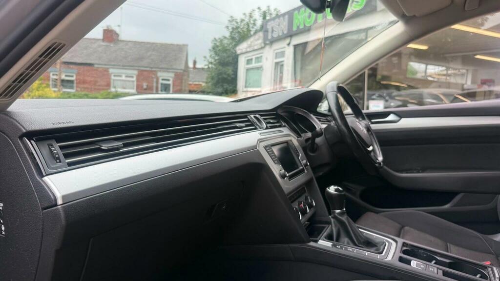 Volkswagen Passat Se Business 2.0 Tdi Bmt 150Ps 6-Speed Dsg Blue #10