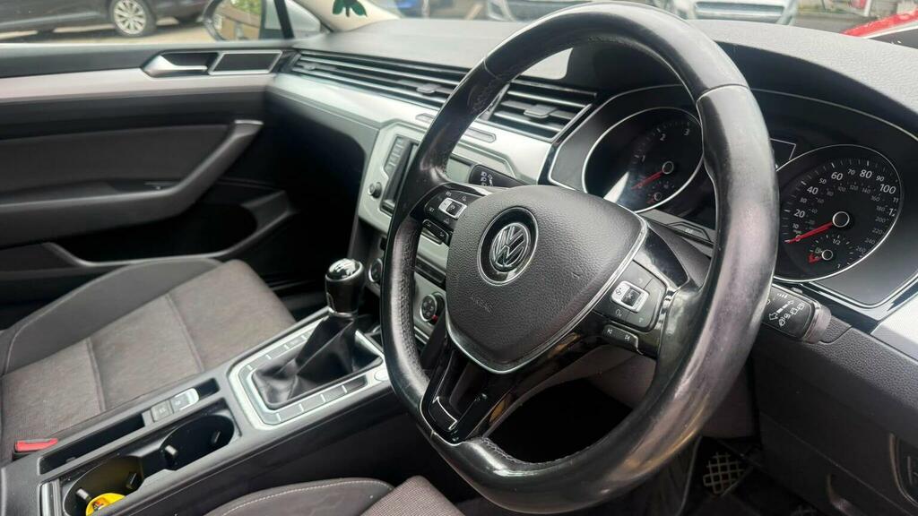 Volkswagen Passat 2.0 Tdi Bluemotion Tech Se Business Euro 6 Ss 5 Silver #5