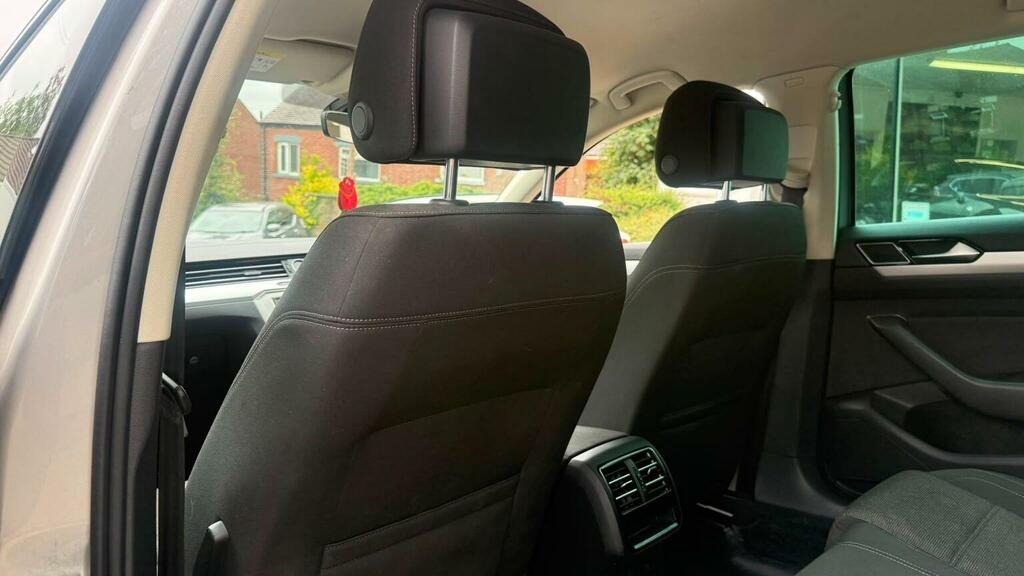 Volkswagen Passat 2.0 Tdi Bluemotion Tech Se Business Euro 6 Ss 5 Silver #6