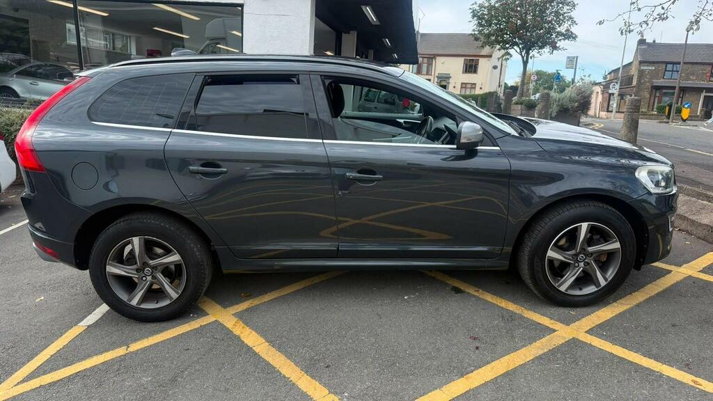 Volvo XC60 2.4 D5 Se Lux Nav Geartronic Awd Euro 5 Black #22