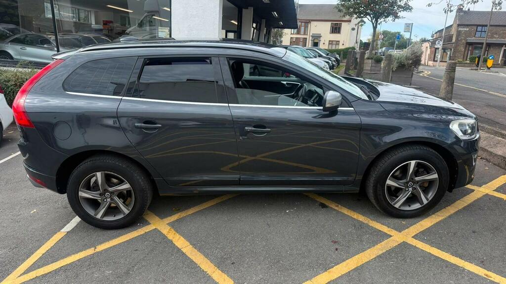 Volvo XC60 2.4 D5 Se Lux Nav Geartronic Awd Euro 5 Black #24