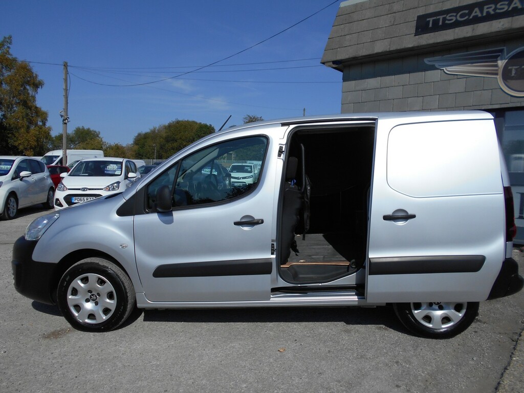 Peugeot Partner Panel Van 1.6 Bluehdi 854 Professional 201717 Silver #3