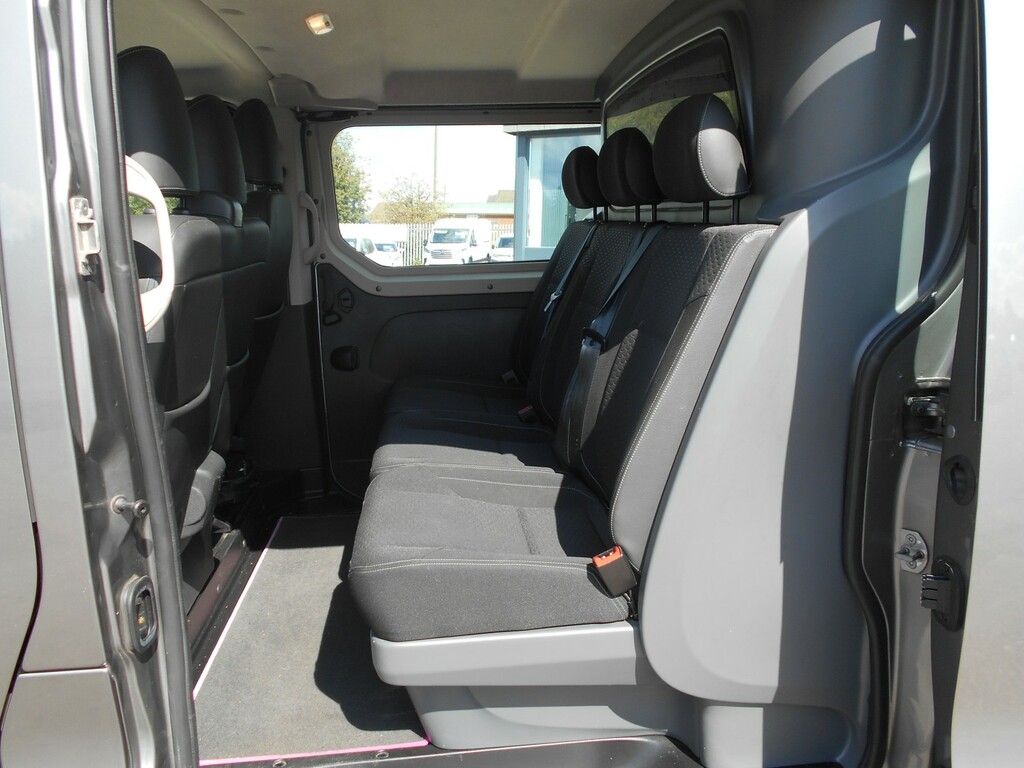 Vauxhall Vivaro 1.6 L2h1 2900 Sportive Grey #12