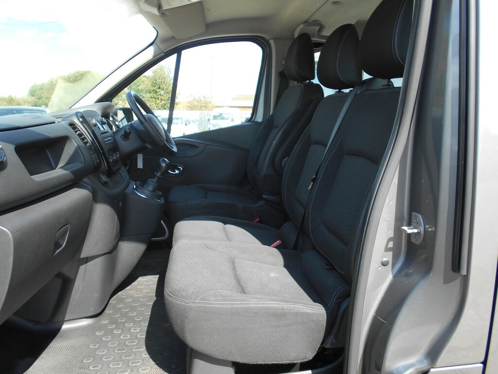 Vauxhall Vivaro 1.6 L2h1 2900 Sportive Grey #11