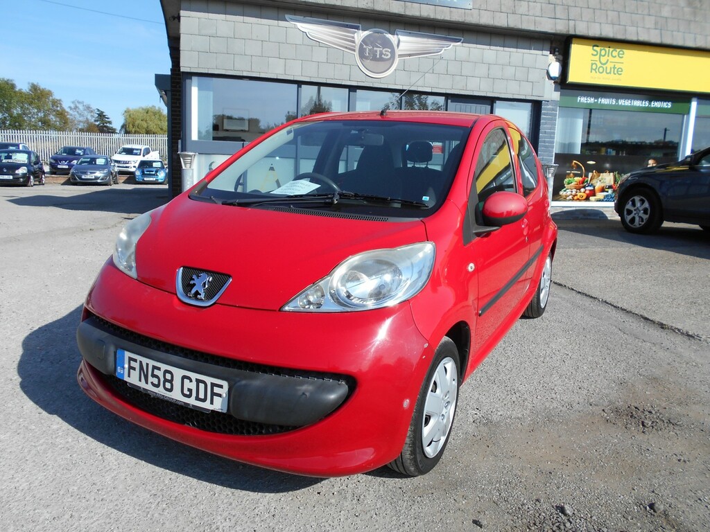 Peugeot 107 1.0 12V Urban Red