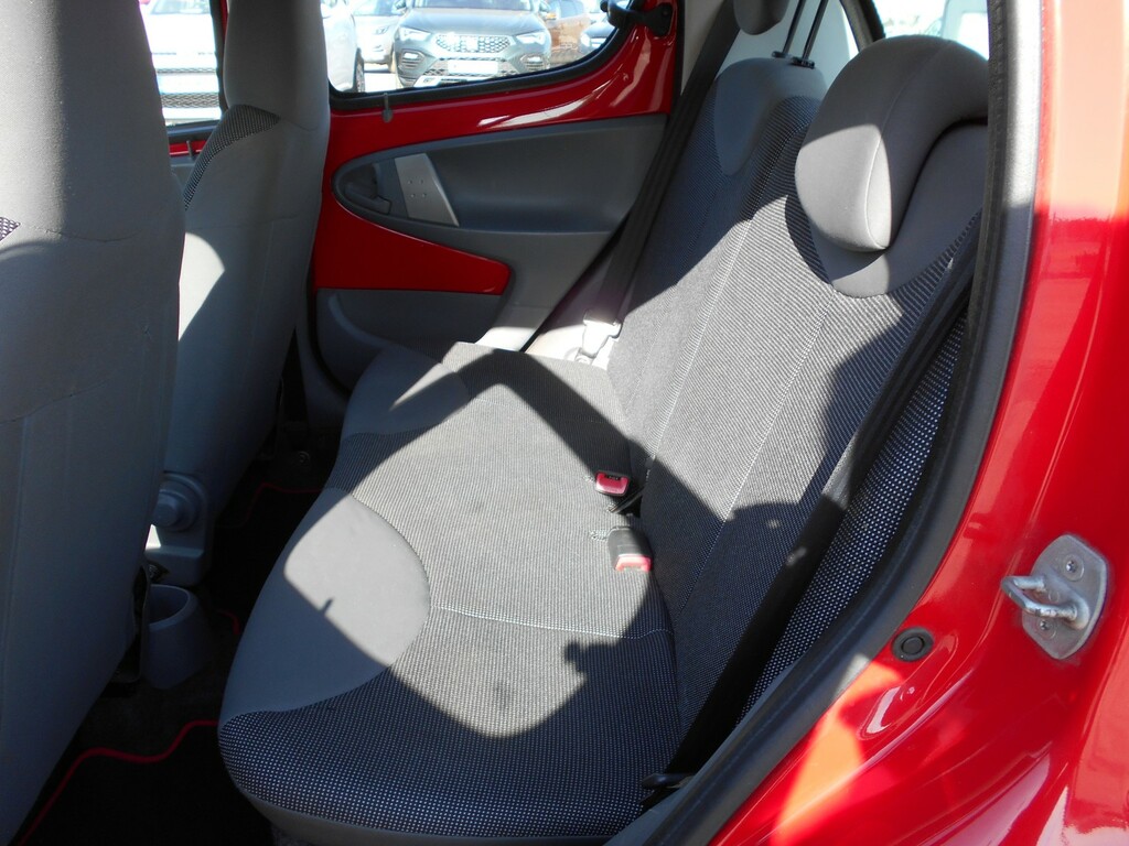 Peugeot 107 107 Urban Blue #11